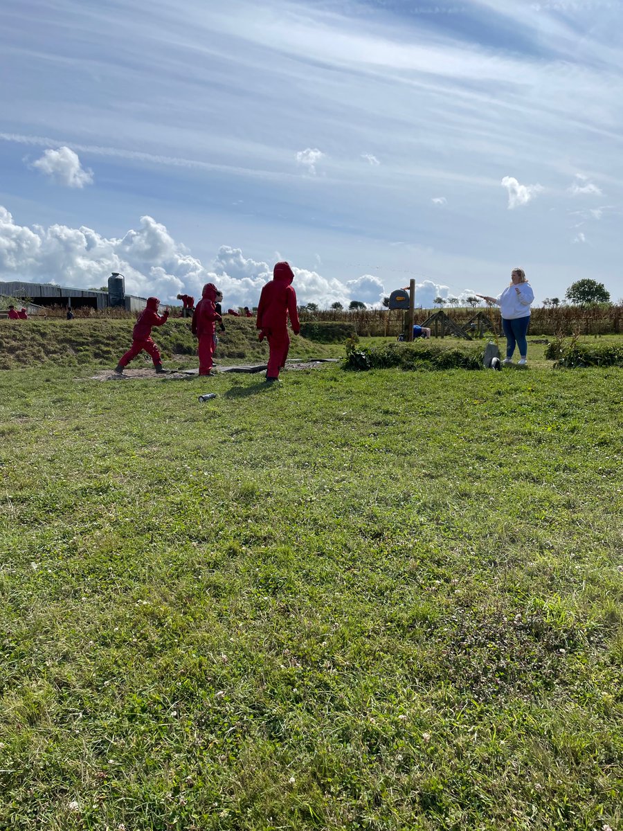 Mrs Fisher tweet media