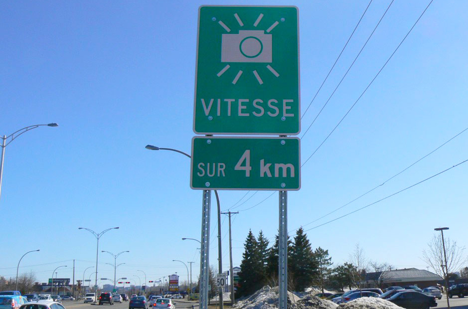 ticket911's tweet photo. 🚦📸 Naviguez-vous dans les lois sur les contraventions de photo-radar et de feu rouge au Québec? Connaissez vos droits, conduisez en toute sécurité! 👉 https://t.co/oktzUYUtAS

#Ticket911 #LoisDeCirculation #ConduiteSécuritaire https://t.co/1DxTseaL1a