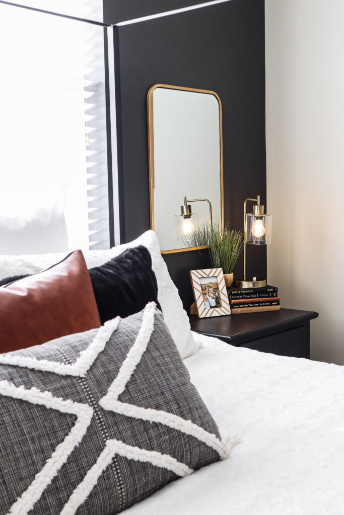RobertCasarezJr's tweet photo. Does a messy room stress you out? Try these simple tasks for a more #cleanhome. #cleaninghelp  https://t.co/ZYNu6F4zzp https://t.co/G3aYDQ4eJC