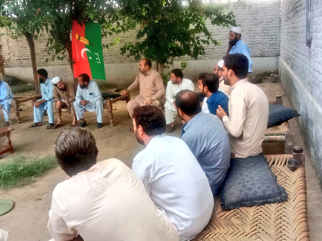 IKTodayPk's tweet photo. پشاور: حلقہ PK-70 میں انصاف یوتھ ونگ کے اراکین نے میٹنگ کی اور آنے والے جنرل انتخابات کیلئے تیاریاں تیز کرنے کا اعلان کیا۔ https://t.co/1WugBuJ74W
