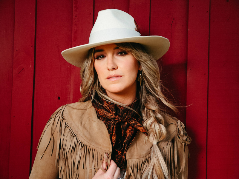 todayentertainn's tweet photo. Country music star Lainey Wilson is a big fan of the hit TV series "Yellowstone" and she's excited to be a part of the show's fifth season. Wilson plays Abby, a local country music singer who crosses paths with the Dutton family. #LaineyWilson

https://t.co/QDngBXNJUM https://t.co/XFG6jYX8MQ