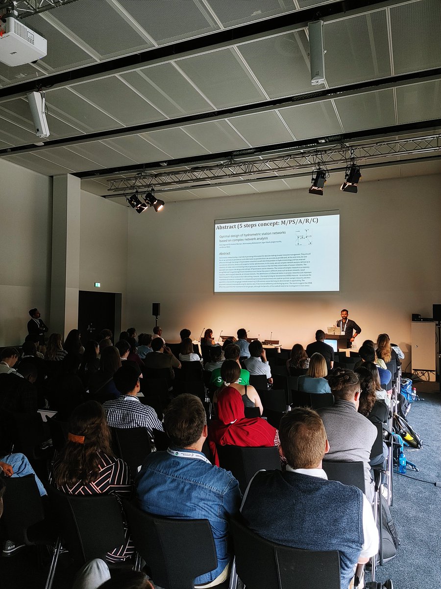 Great tips for article writing, shared by <a href="/Ank_iitR/">Dr. Ankit Agarwal</a> with early career scientists at the <a href="/IAHS_AISH/">IAHS_AISH</a> ECC workshop at <a href="/theIUGG/">IUGG</a>!