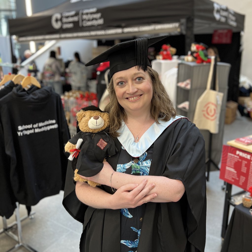 cardiffstudents's tweet image. Find us at Main Building and the CSL all week!

#CardiffGrad