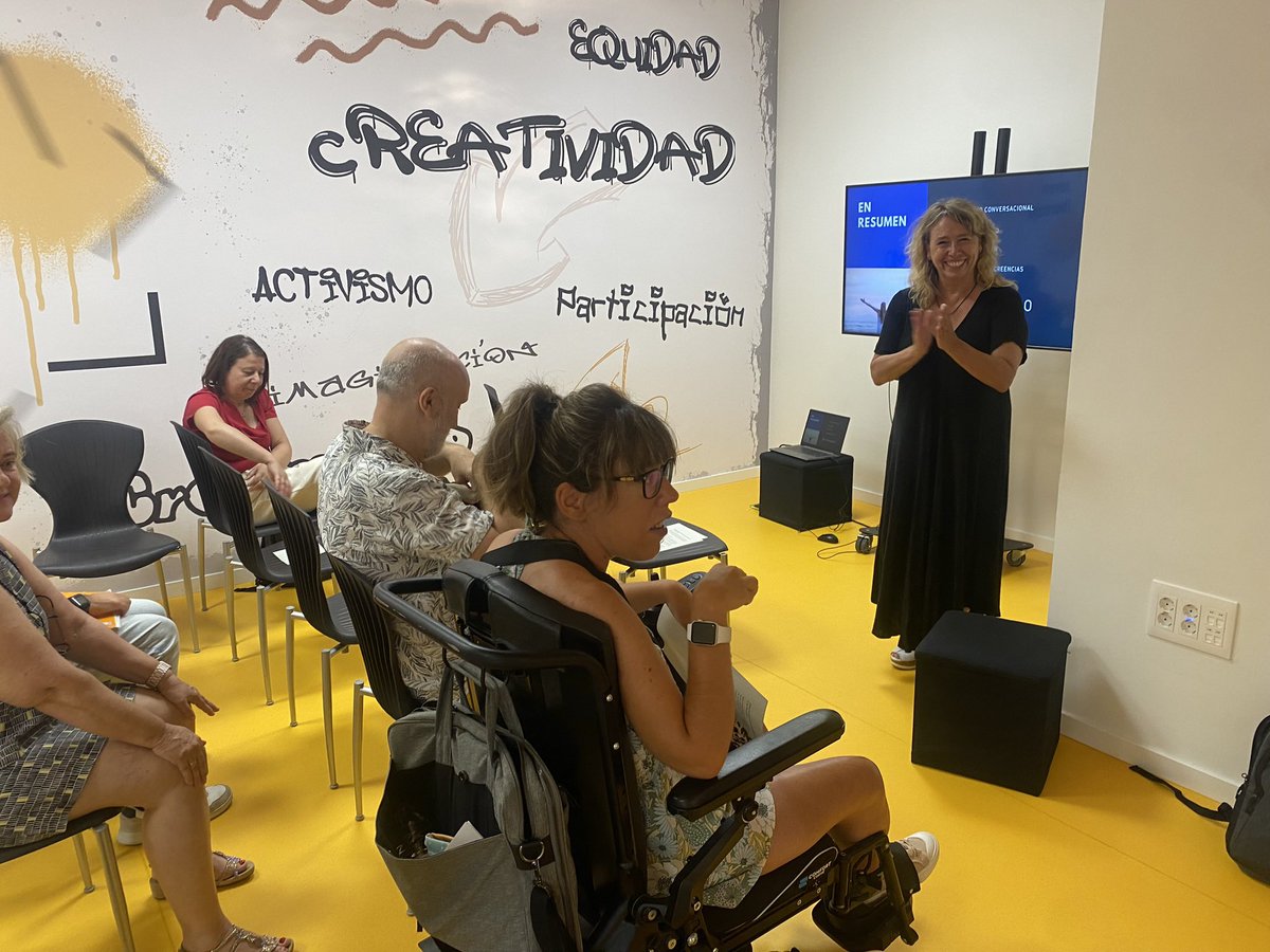 María Jesús Serrano Andres (@make_sand86) on Twitter photo La semana pasada se celebró en Zaragoza el <a href="/CexUnizar/">Cursos Extraordinarios - Universidad de Zaragoza</a> sobre Elaboración de vídeos y pódcast para la docencia, la investigación y la transferencia que coordinamos <a href="/AnaMancho_/">Ana Mancho</a> y yo misma. Un espacio formativo en el que el alumnado aprendió desde cero a crear contenido audiovisual. La semana pasada se celebró en Zaragoza el <a href="/CexUnizar/">Cursos Extraordinarios - Universidad de Zaragoza</a> sobre Elaboración de vídeos y pódcast para la docencia, la investigación y la transferencia que coordinamos <a href="/AnaMancho_/">Ana Mancho</a> y yo misma. Un espacio formativo en el que el alumnado aprendió desde cero a crear contenido audiovisual.