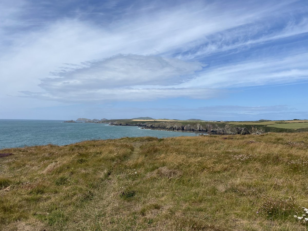 VivJBennett's tweet image. The good news is 63.5 #NHS1000miles over last 2 weeks makes 981 YTD #Nearlythere! Bad news is damaged foot on day 2 of walking holiday so going to be bit of delay to ‘the thousand 😞’. Picture of the lovely walk before injury….
