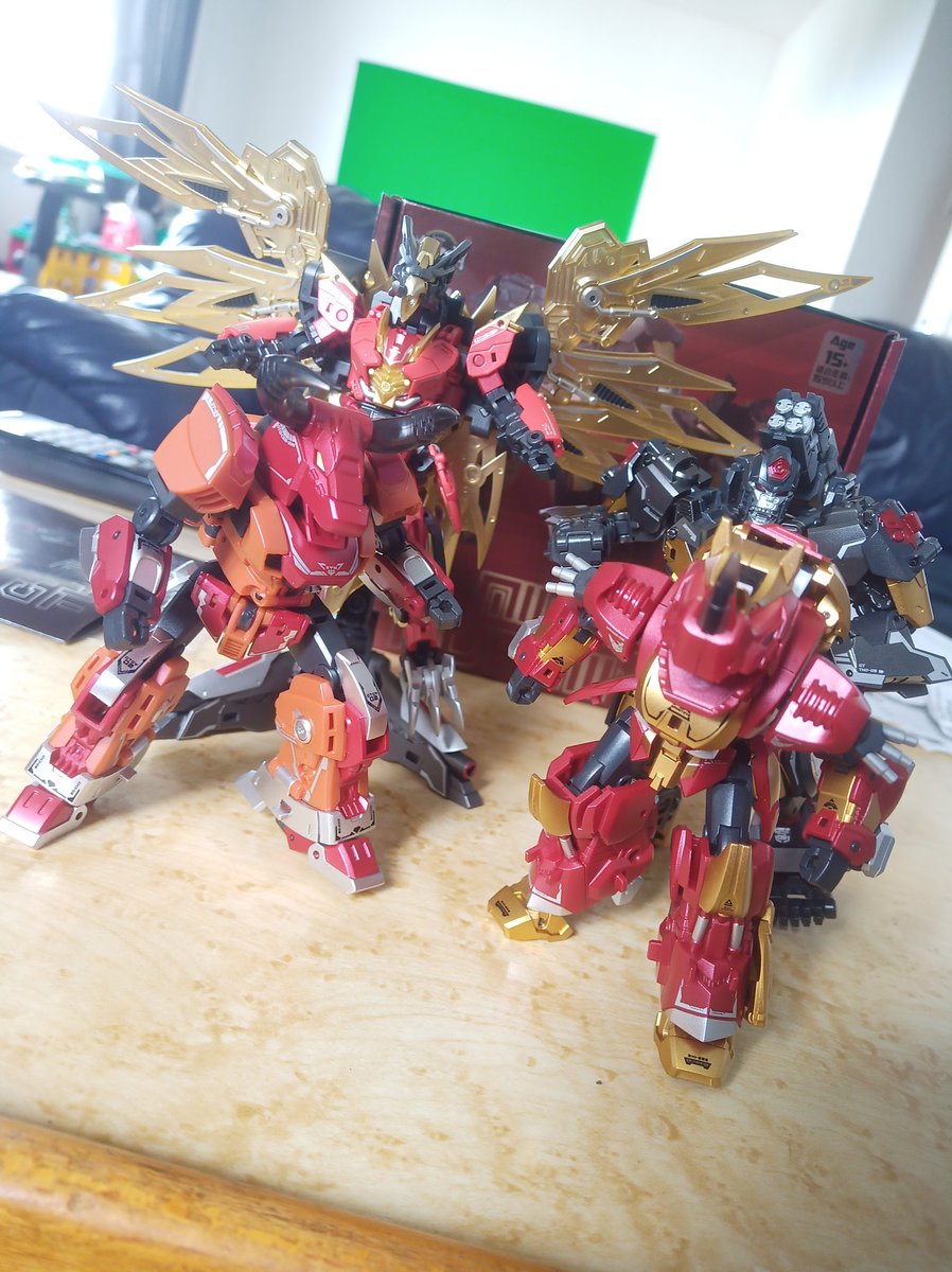 Kureigu8's tweet image. 3/3 Beastbot mode is good, the others are just bot mode with the beast head but Thormini you can add the altmode hands and feet in lol #Transformers #CangToys #Thormini #Beastbotmode