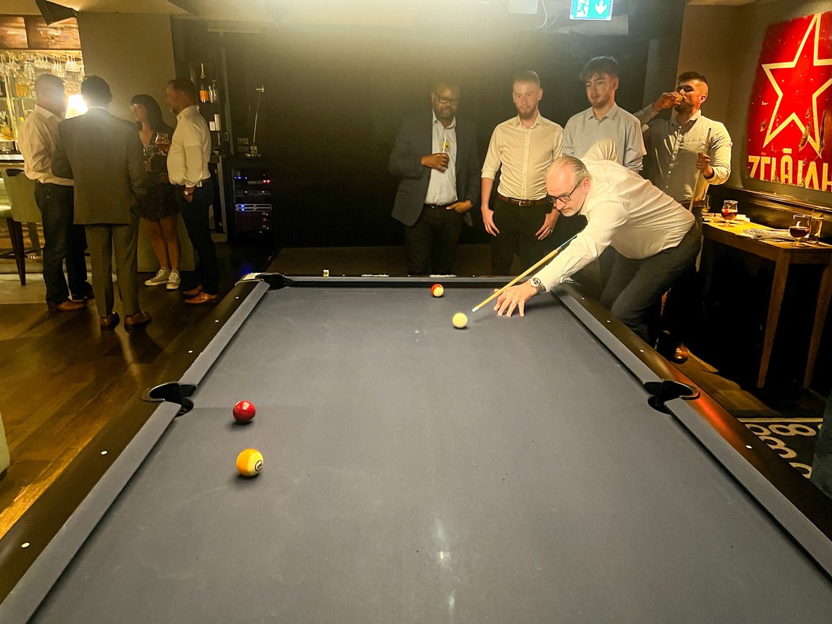 SmartTaskingCom's tweet photo. Our Optimisers met for a business update and social catch-up at Eight Club Bank. Exciting news: we unveiled a new toolset to enhance client PMOs. Our smart/hands team delivered excellent experts to more clients. Great gathering to share news and views! 
#optimisers #smarttasking https://t.co/zvv6Vmb6GK