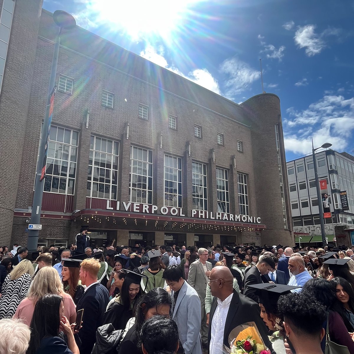 LivUniAlumni's tweet photo. It's graduation week for our Class of 2023!🎓✨

Congratulations to everyone graduating, we hope you enjoy your special day💙 #LivUniGrad https://t.co/PMMOMzysGB