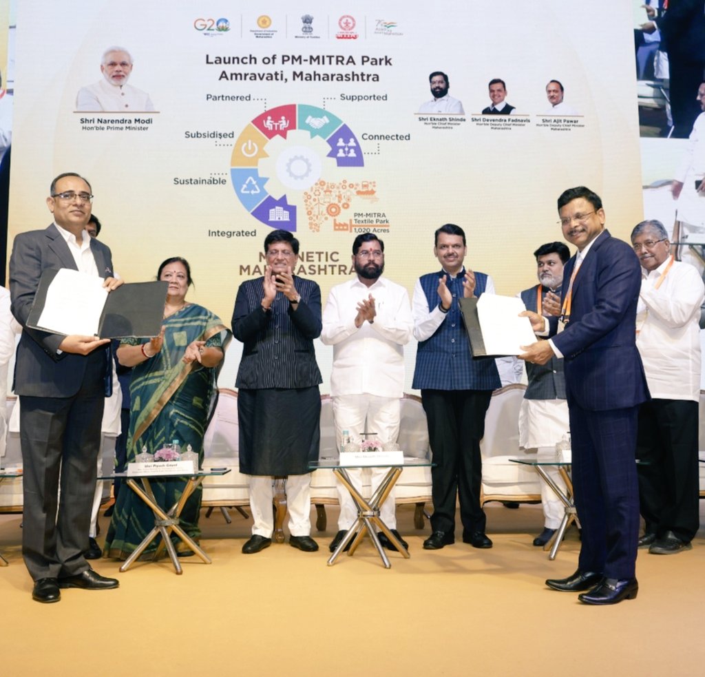 midc_india's tweet photo. Strengthening nation's industrial prowess witnessed historic MOU signing ceremony between GOI &amp; GOM for PM-MITRA Park. This landmark collaboration will propel state's economic growth. 6 MOUs were signed with pioneering companies for #pmmitra ushering in new era of prosperity https://t.co/C8imAjR9AR