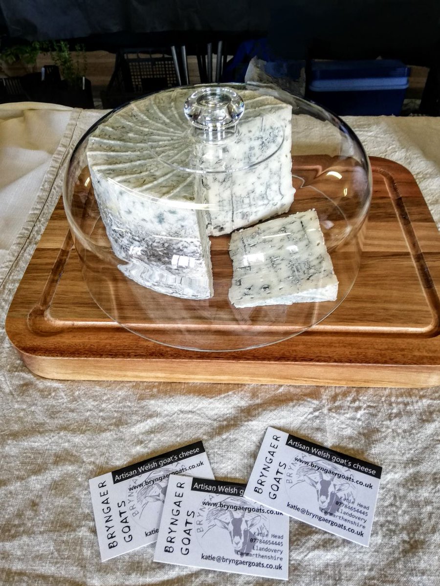 Great day at @TheUskMarket and sold out of goat's cheese. Lots of interesting farm produce - will be back on 5th Aug. @bryngaergoats next farmers market at Abergavenny 27th July #usk #uskfarmersmarket #abergavennyfarmersmarket #abergavenny #lovemonmouthshire