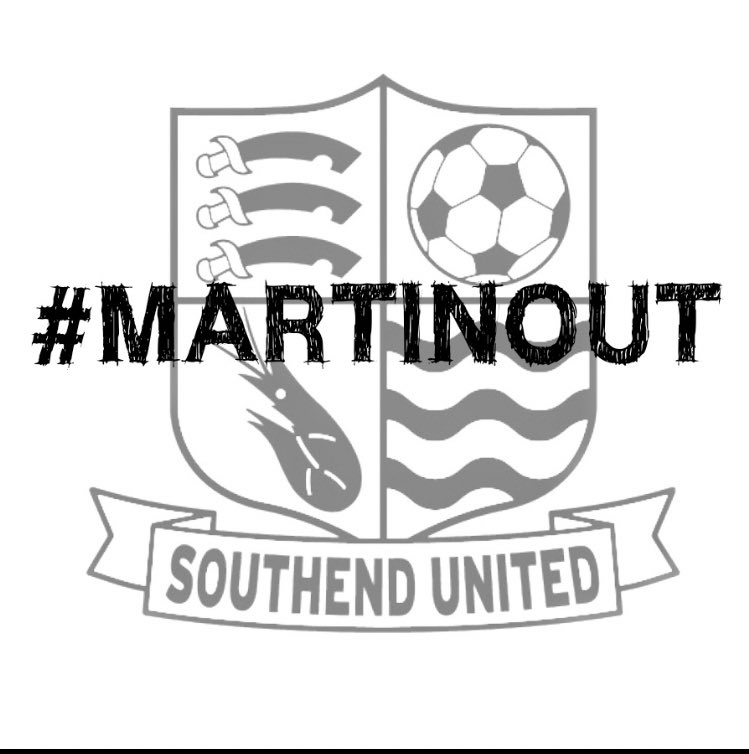SthStndMstermen's tweet photo. #MartinOut #SaveSouthend
🔴🔵🤝🏻🔵⚪️
#Ycfc #YorkSouthStand https://t.co/XtL3XFEVsW