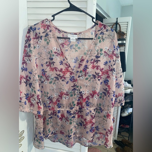 strawberryrn73's tweet photo. So good I had to share! Check out all the items I'm loving on @Poshmarkapp from @Tlara302 #poshmark #fashion #style #shopmycloset #lizclaiborne: https://t.co/cPC2ZnJW2f https://t.co/wyG1g03SbE