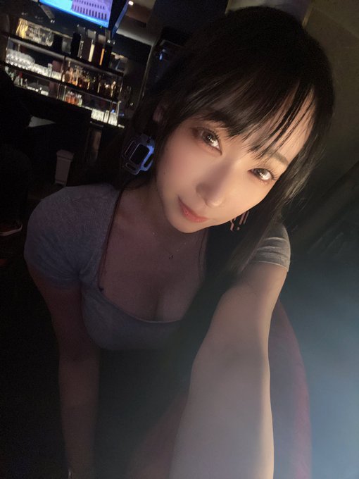 ラウンジ蓮実クレア~ 昼のワインでほろ酔いのママ参戦！ https://t.co/zVMZ7AgRY9