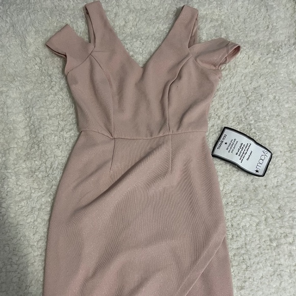 So good I had to share! Check out all the items I'm loving on <a href="/Poshmarkapp/">Poshmark</a> #poshmark #fashion #style #shopmycloset #memaryellen #speechless: posh.mk/RgewOmcsvBb