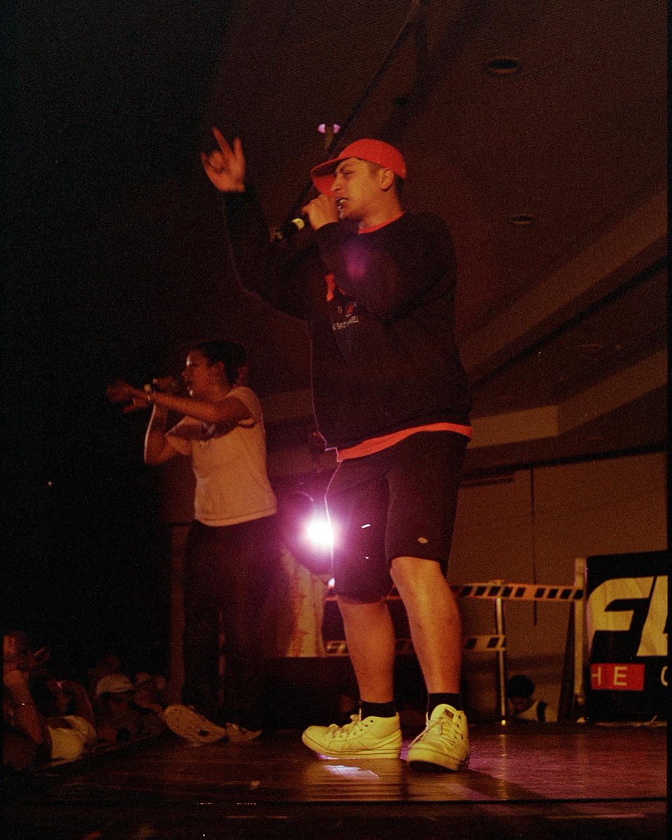 OneDeap's tweet photo. Ladi6 

2004

Fujichrome Provia 400

Shot at the Hip Hop Summit for Back2Basics Magazine Issue 4 Volume 2

‘NZ Hip Hop Stand Up’ Season 3 is out now and Episode 6 covers Ladi’s hit single ‘Like Water’ 

Some of these photos were used in this episode

https://t.co/K49k2EZxO5 https://t.co/9On5IlkVUM