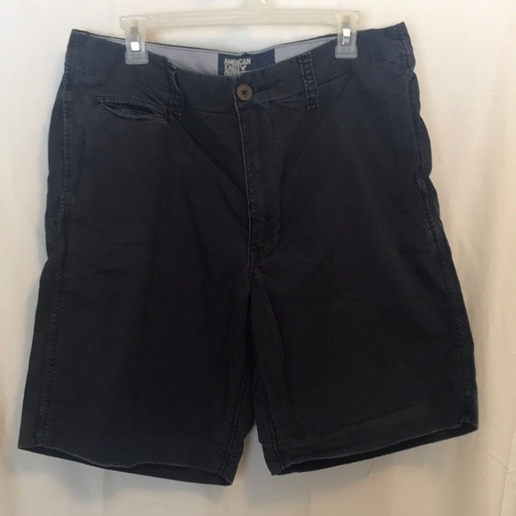 LisaBabe521's tweet photo. So good I had to share! Check out all the items I'm loving on @Poshmarkapp #poshmark #fashion #style #shopmycloset #americaneagleoutfitters #studioworks: https://t.co/ai2MrGhSr0 https://t.co/HUhvz1PAOy