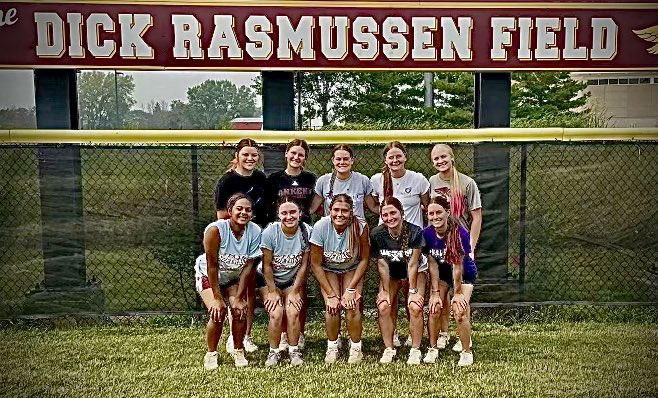 Full Hawkette Heart.               Love Gratitude Confidence.        The Class of 2023.