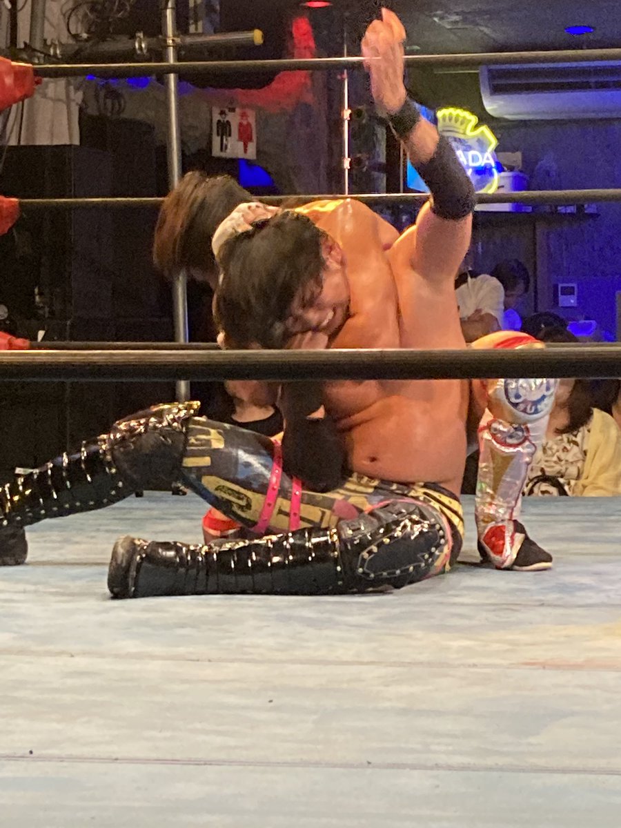 minoru_st's tweet photo. 「夏ギラ2023」東京公演メイン。奥田啓介  対 木下亨平。木下選手の勝ち。ジャーマン・スープレックス・ホールド。
#ダブプロレス #dovepro https://t.co/e9igG02OeE