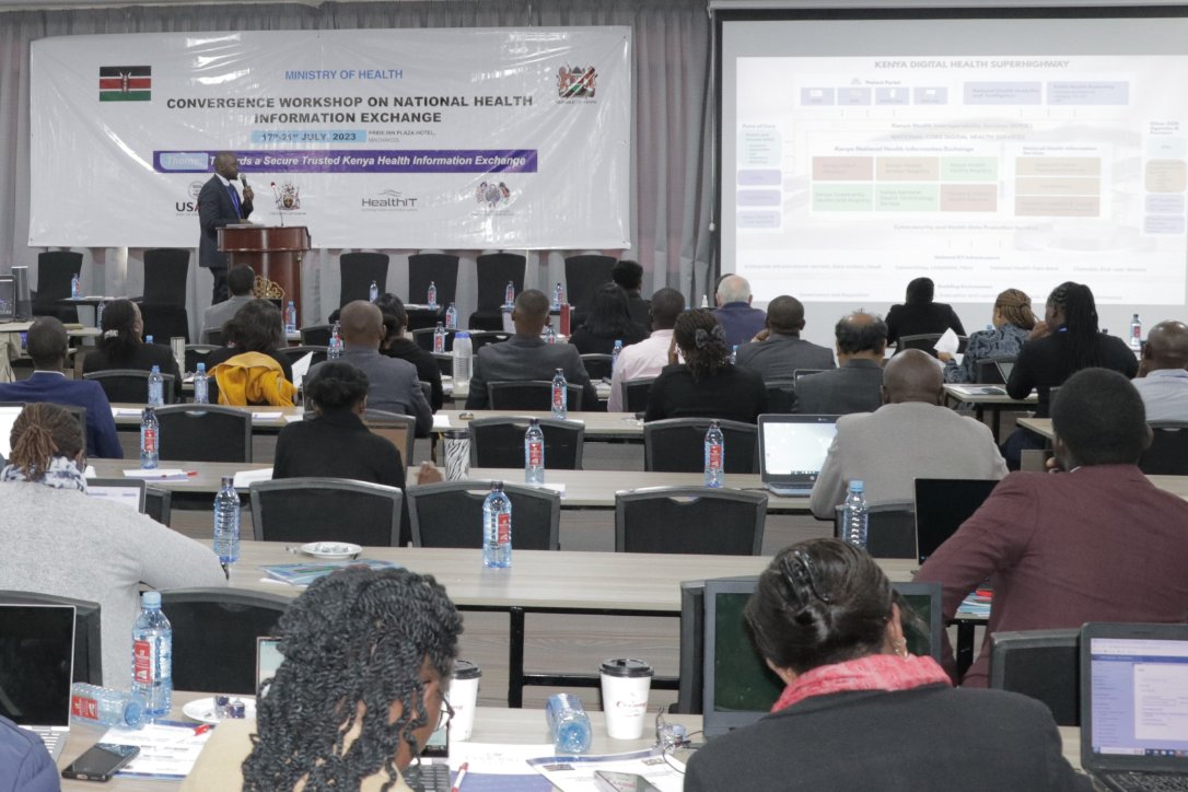 UNESLIMITED's tweet photo. Happening Now: The Kenya Digital Health Superhighway provides the architecture for data sharing in the Health Sector- Dr. Job Nyangena, Head Division of Health Informatics.
#NHIE #Standards #Interoperability #kenyadigitalsuperhighway #HIS
#UNESHealthIT https://t.co/mumPNCeO1F