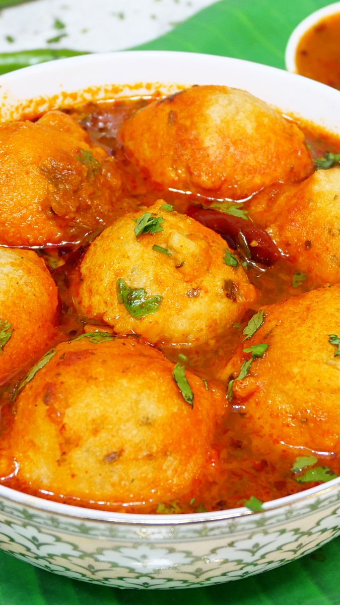 CookWithParul's tweet photo. South Indian Style Rasam Vada Recipe 😍📷
@CookWithParul
@YouTubeIndia
@YouTubeFanFest
@YTCreatorsIndia
#GharKaKhana #FoodLover #ChefLife #IndianFood #cookwithparul #IndianChef #paratha #sabudanaparatha
Full Recipe Link - https://t.co/RzqiZRxH4l https://t.co/s8gniDDkjT