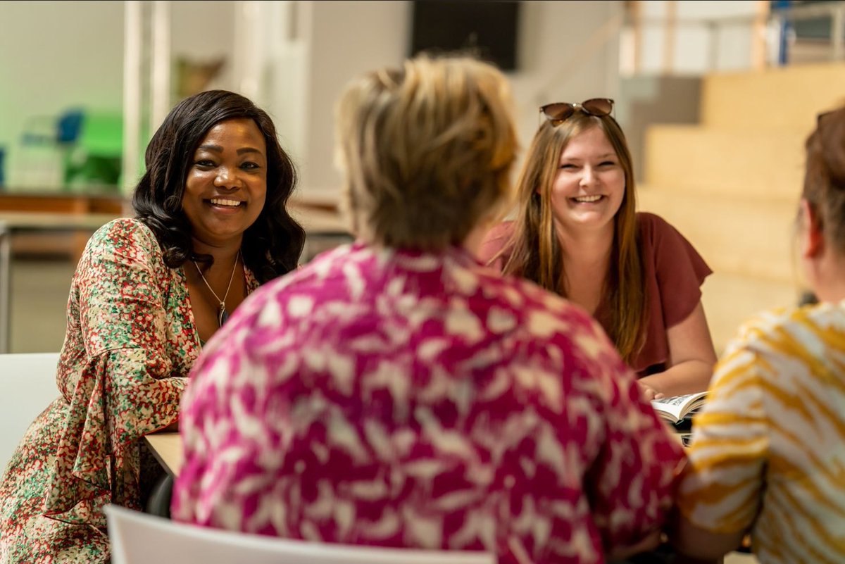 🌍#𝗩𝗮𝗰𝗮𝘁𝘂𝗿𝗲 #𝗗𝗼𝗰𝗲𝗻𝘁 #𝗜𝗻𝗯𝘂𝗿𝗴𝗲𝗿𝗶𝗻𝗴 🌍
#ROCRivor zoekt een veelzijdige docent die inburgeraars begeleidt naar het inburgeringsexamen. Ben jij degene die hen kan helpen met lessen, tips &amp; adviezen? bit.ly/44MDjEl
#Volwasseneneducatie