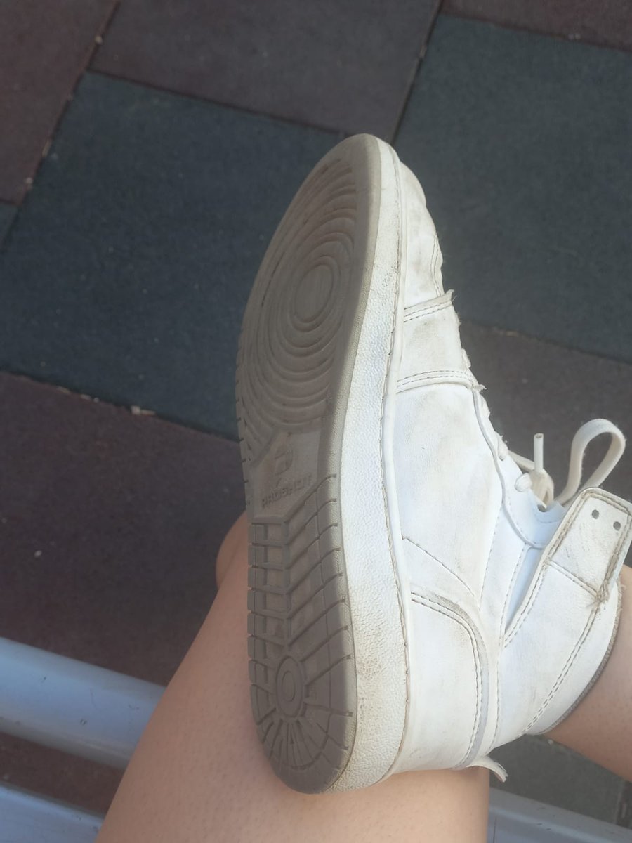 Tabanımı dilleriyle tertemiz yapacak salaklar dm gelsin #finansalkoele #maddidestek #maddiyardım #sugardaddy #sugarmommy #slave #trample #ayak #ayakfetiş #ayakfetişi #finansalköle