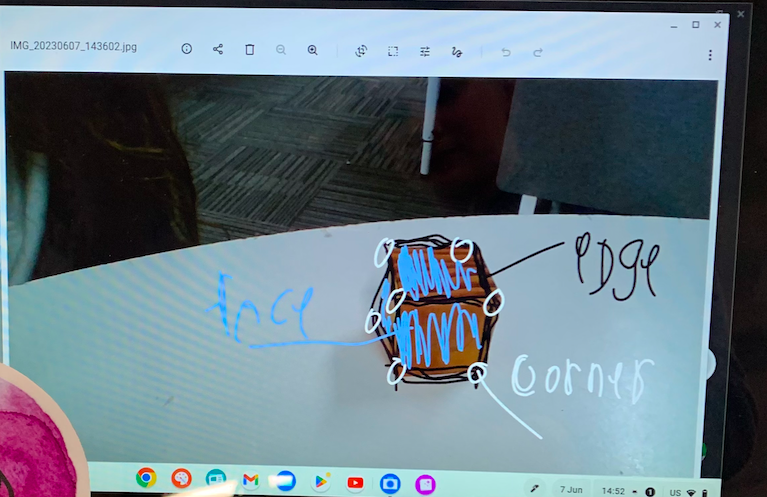 MissCStevens's tweet photo. Year Two loved using the camera and stylus on their Chromebooks to identify and label the features of 3D objects! #acuedu_p https://t.co/K0GlT3pYLB