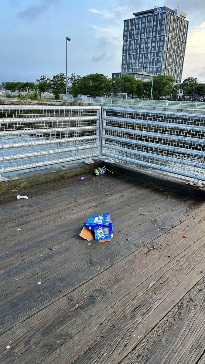 niltonsoarez's tweet photo. '@Massport there is trash overflowing everywhere on the Harborwalk 07/17/23 https://t.co/dqjQCQhsQE