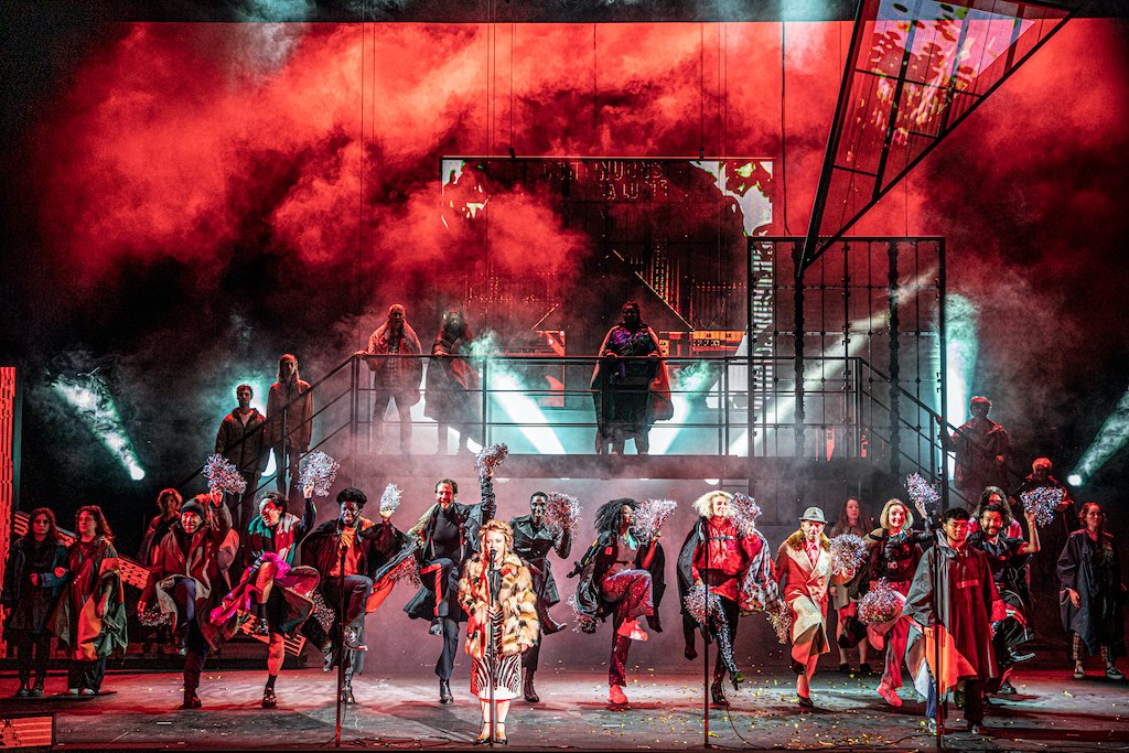 FulbrightFrance's tweet photo. @FulbrightPrgrm is also about #art! 🎭Congrats to our French #Alumna @MarieOppert (🇺🇸 @NYCMarymount 2015/16) for her role in L'Opéra de Quat'Sous (https://t.co/XxtxLLhrxq)📺
🗣️ "My @FulbrightFrance  grant was an important step in my artistic journey." 🎤
📷© Jean-Louis Fernandez https://t.co/gpw86gf2si