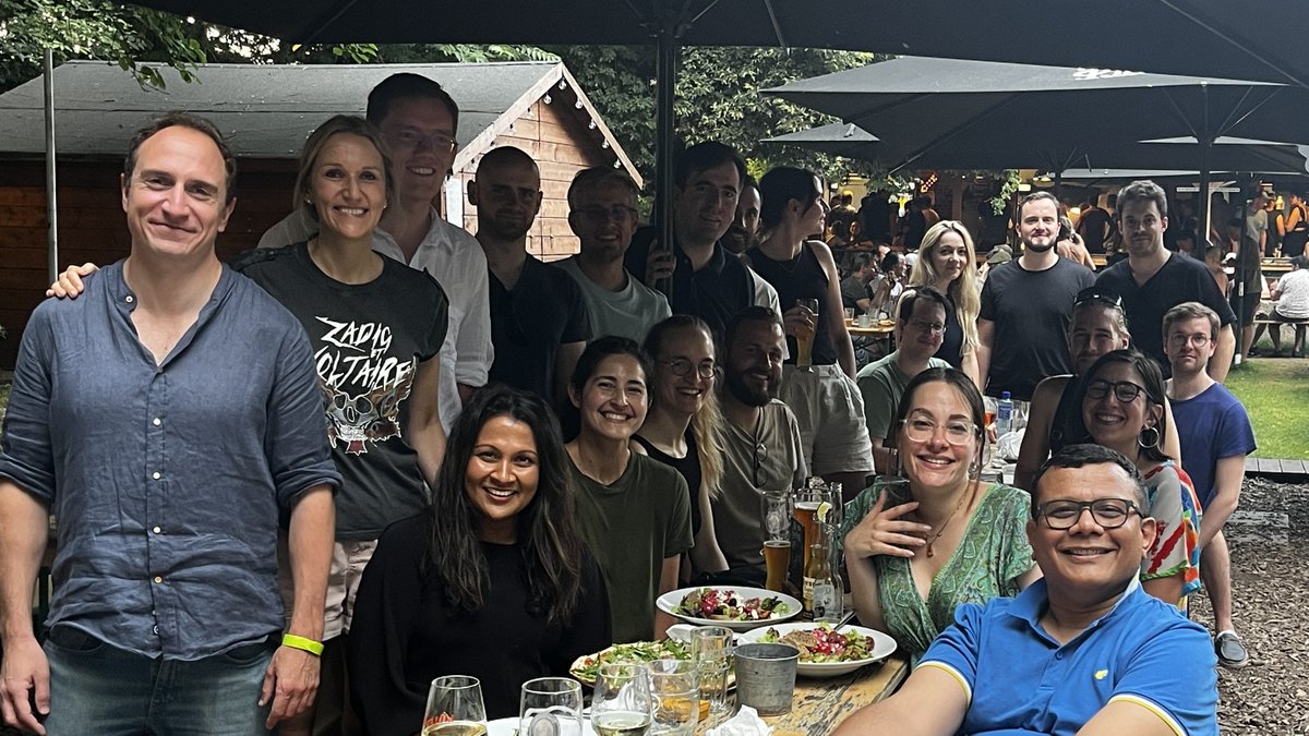 Hertie_Security's tweet photo. π The second edition of #EuroSWAMOS concluded last week! Grateful to the amazing participants and lecturers for making it a success. Special thanks to partners and organizers @EISS, @Mauro_Gilli, @mephenke, @Hg_Meijer, and the Weise Stiftung for their support! #securitystudies https://t.co/ebZ3fEoNFv