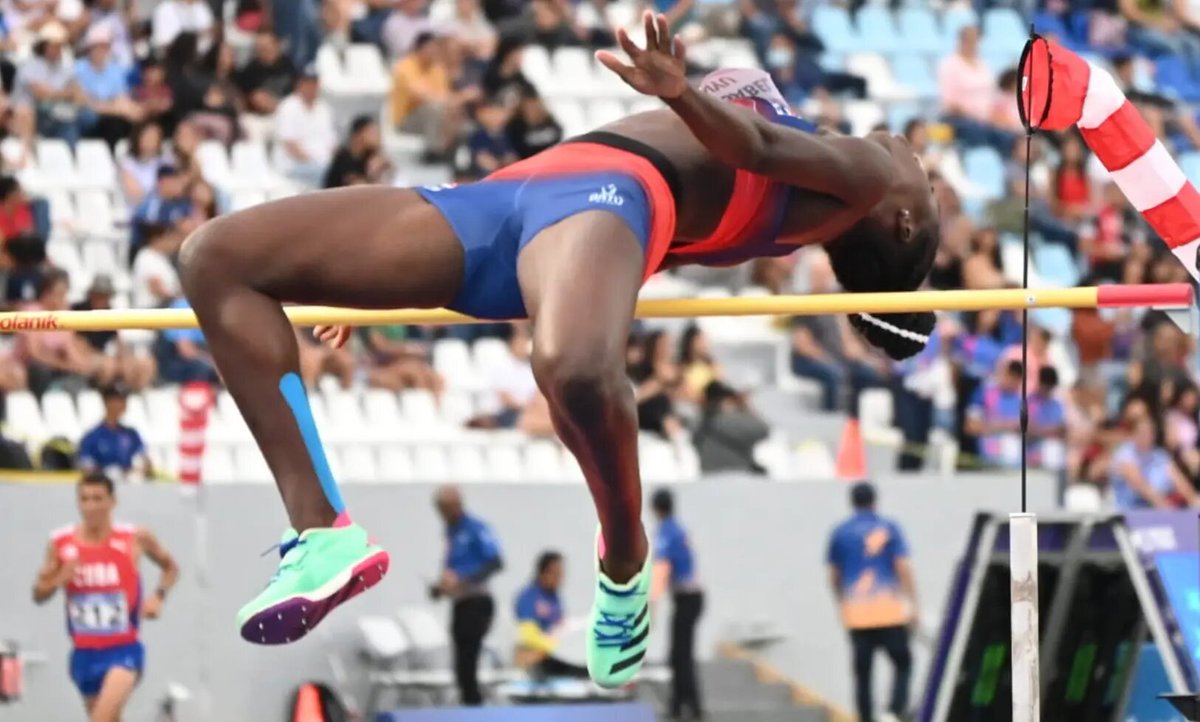 ElDia_do's tweet photo. #Deportes | Senyu, medallista de oro, que vive en la pobreza
https://t.co/kpdGMhvshA
#PeriódicoElDía #MarysabelSenyu #medallistadeoro #pobreza #Senyu https://t.co/GdiTVjYUnv