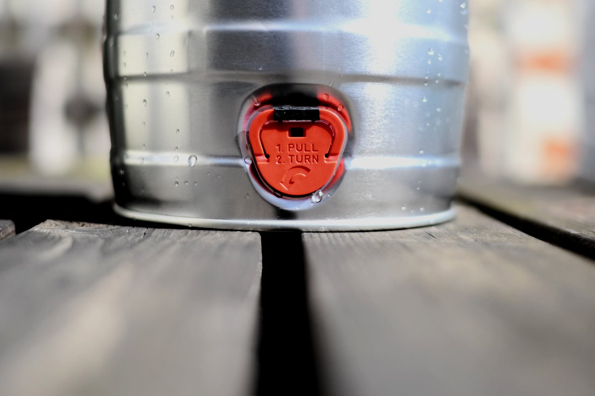 We are celebrating the second anniversary of our Braybrooke Beer Webshop and Lager Club by offering a limited run of 5L Pilsner Mini Kegs, which are now available to pre-order on our webshop starting right now! Pre-orders end Fri 31st July at 9am;
Shipping from Tuesday 1st Aug.