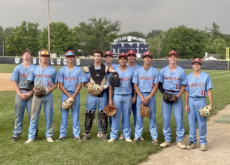 steve_dowden's tweet photo. Great weekend for a group of southwestern Indiana athletes. Bloomfield, Shakamak, North Central, and South Knox all represented. 15 U Great Lakes Select Showcase Champs! https://t.co/CEAhsoSq4q