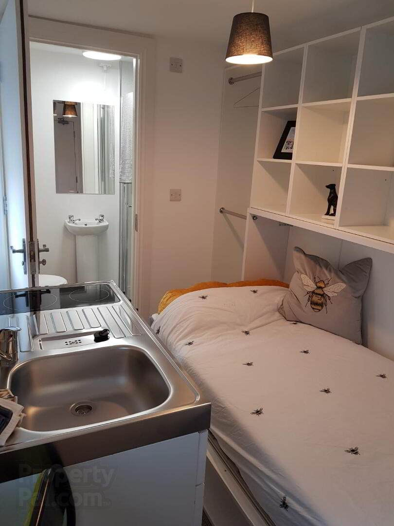 Another week, another perfectly normal living space
<a href="/catuderry/">CATU Derry</a>