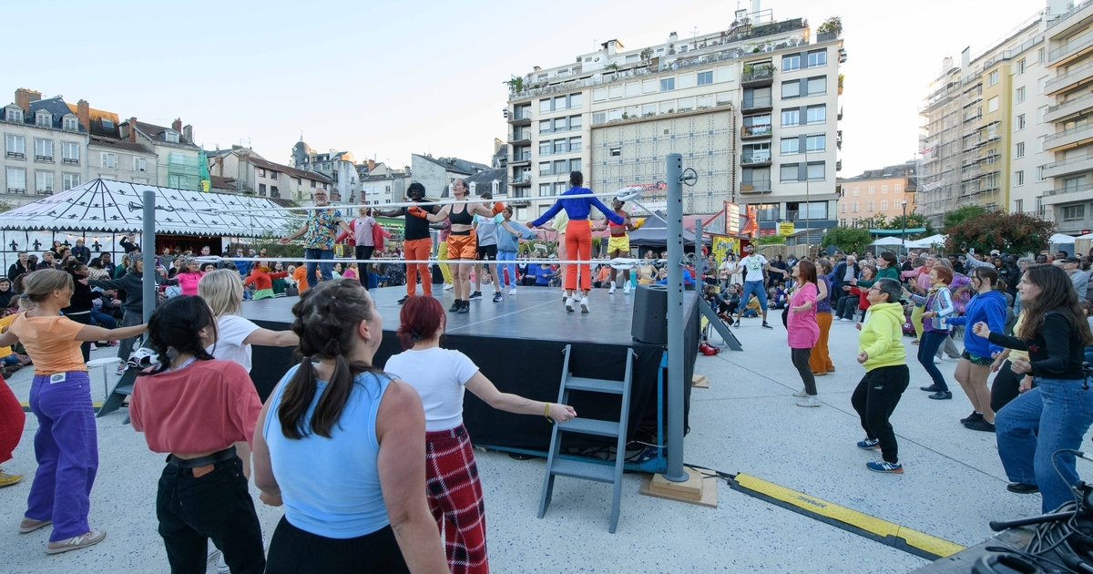 📣 Reminder: We're looking for 3 to 5 French-Canadian #theatre artists or arts managers from 🇨🇦’s Acadian or Francophone minority language communities to participate in Les Zébrures d’automne in Limoges, France, this September. Deadline to apply: July 17. buff.ly/44et4sn