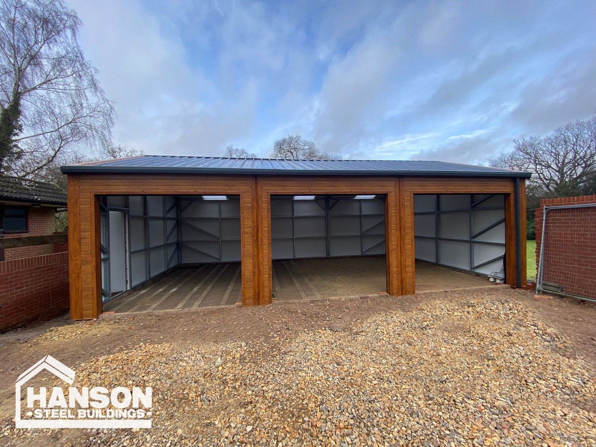 Hansonbuildings's tweet photo. 📷 New Steel Multi-bay Garage for a Classic Car owner creating his own workshop with 40mm insulation to the roof and walls in Golden Oak!!! 📷📷 SeceuroGlide Garage Doors #workshop #steelframe #
For a FREE QUOTATION send an email to sales@hansonbuildings.co.uk📷 https://t.co/SxDnUoCOM0