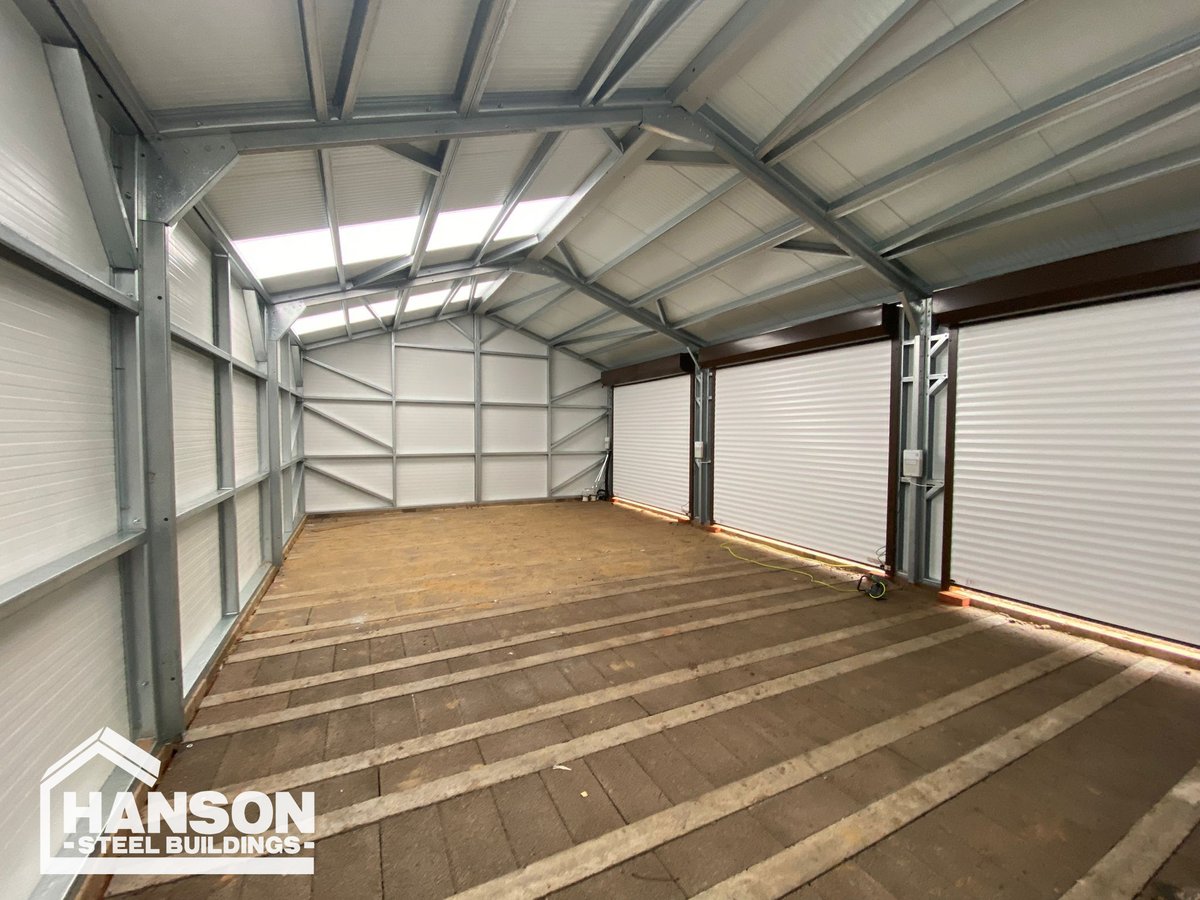 Hansonbuildings's tweet photo. 📷 New Steel Multi-bay Garage for a Classic Car owner creating his own workshop with 40mm insulation to the roof and walls in Golden Oak!!! 📷📷 SeceuroGlide Garage Doors #workshop #steelframe #
For a FREE QUOTATION send an email to sales@hansonbuildings.co.uk📷 https://t.co/SxDnUoCOM0