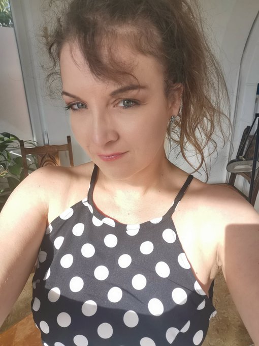 LIKE si tu aimes cette photo 💖 RT si tu aimerais en voir plus... 🔥  Mon site perso : https://t.co/X9aQC9nRQv