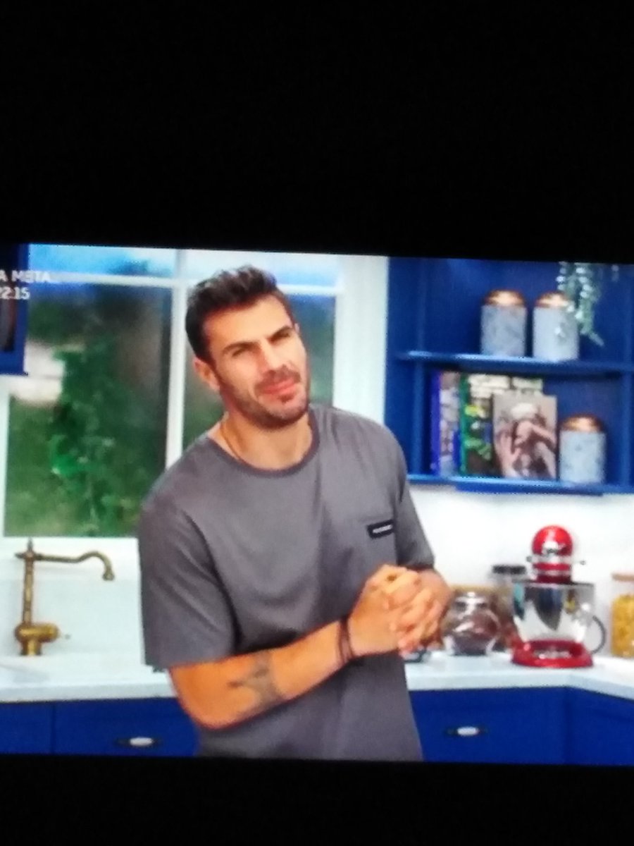 DhalitisNikitas's tweet image. Εκπαιδευτική τηλεοραση
#kitchenlab @A_petretzikis