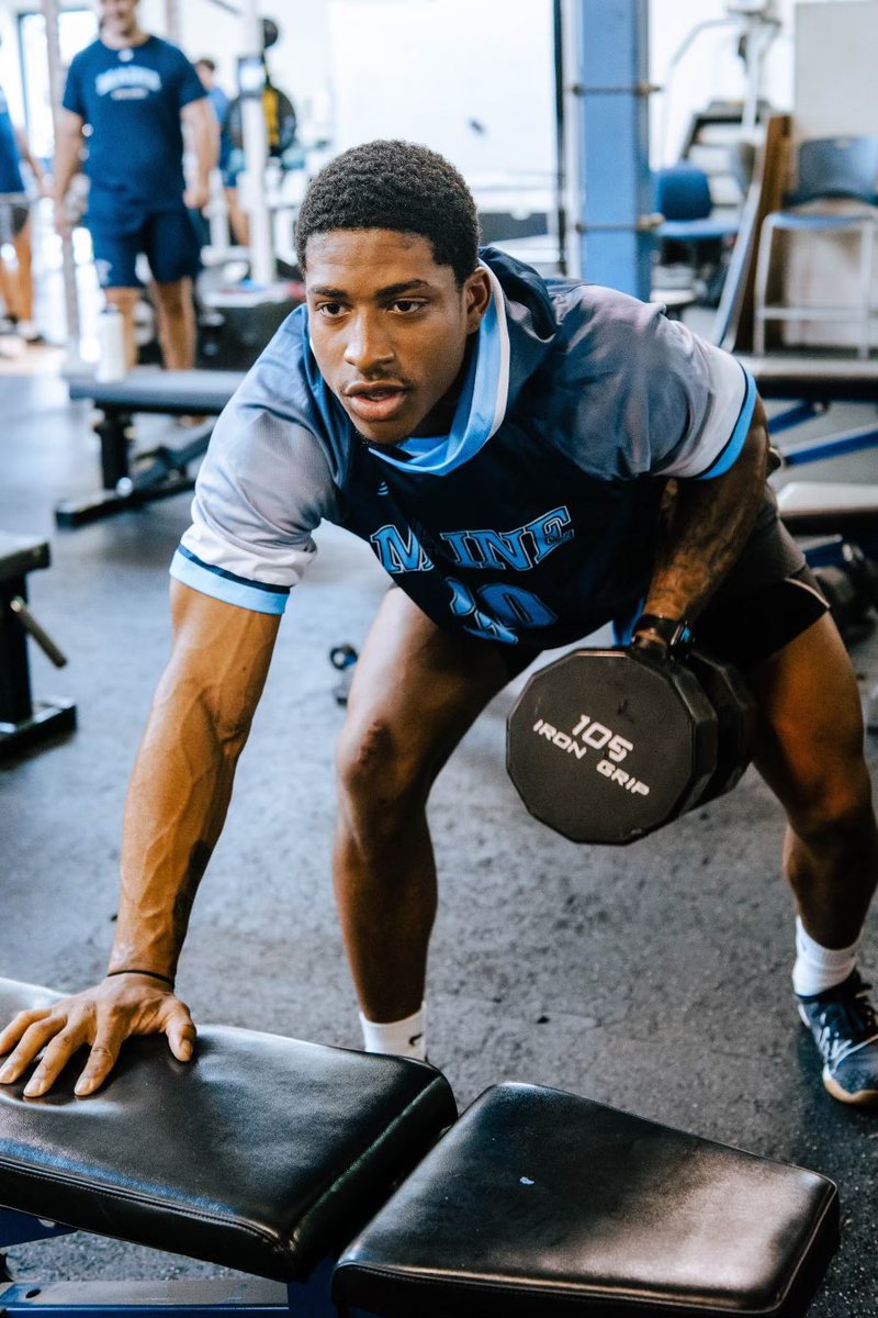 BlackBearsFB's tweet photo. Time to work ⌚️

#BlackBearNation https://t.co/qd4rr0HEZW