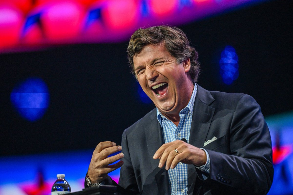 simonateba's tweet photo. Exciting news for @TuckerCarlson! His Twitter show secures a major advertiser! Former Fox News host strikes a lucrative seven-figure ad deal with Public Square (PublicSq.), a shopping app positioning itself as the go-to platform for conservatives to combat environmental, social, and governance policies. #TuckerCarlson #PublicSquare #ConservativePower