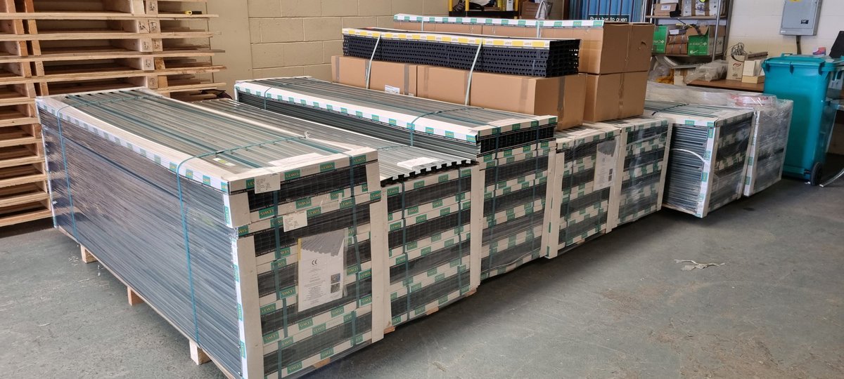 Cracking start to the week. After a full stock order arrived at 8am we are sending 300 sheets out to 3 sites. 2 on the South coast and 1 in the South West. 

The great thing about using the pallet network is that we can get to most places in the UK within 48 hours. 

#LewisDeck