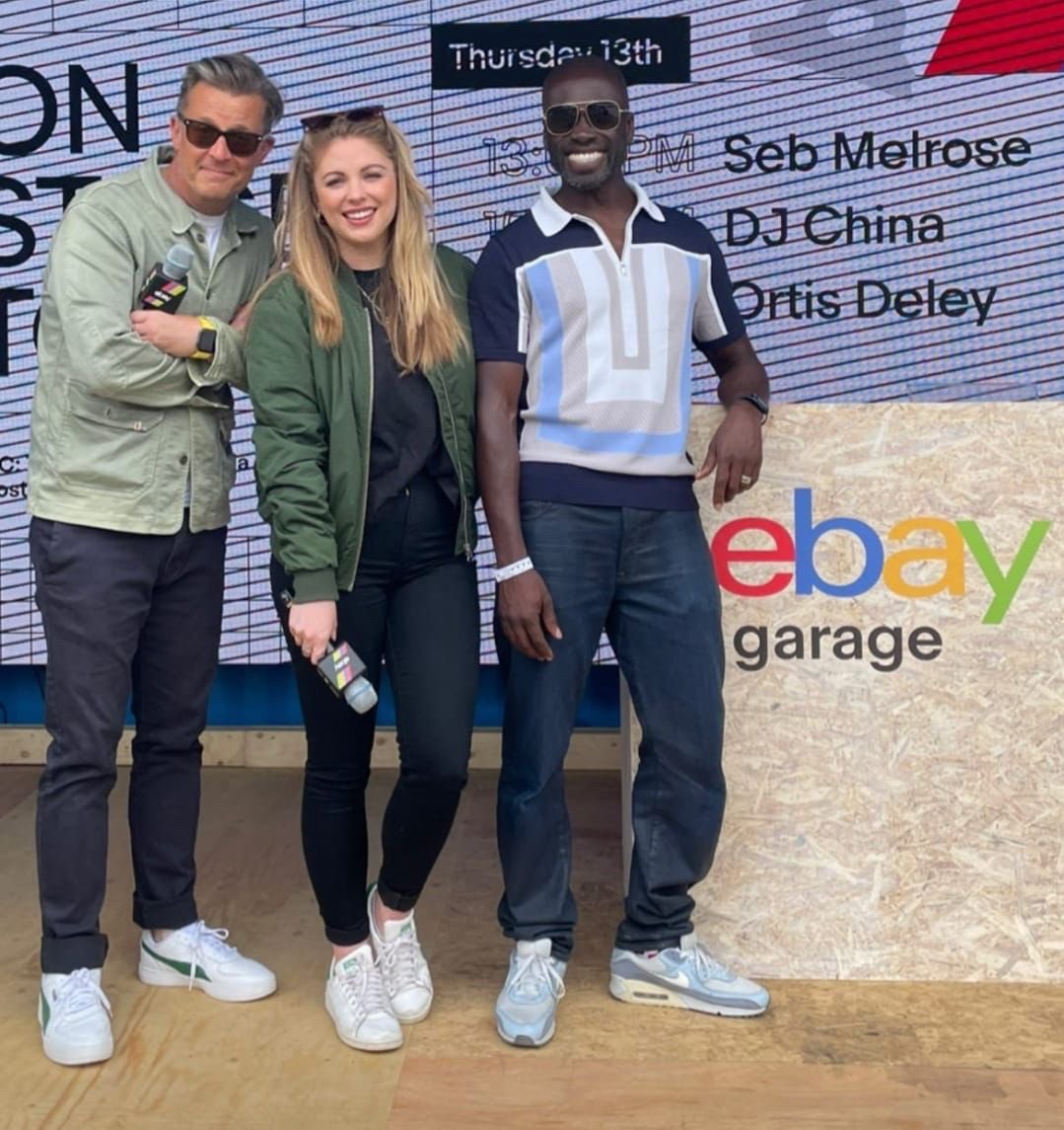 olivia_nixon's tweet photo. Fab weekend MC’ing for @eBay_UK @fosgoodwood if you ever want a drift/normal tyre changed - 100% don’t ask me, ask my new pal #SteveWhitbread an essential part of @TerryGrant_1 stunt team who expertly showed us how it’s done #EbayGarage #LivePod  #OrtisDeley #TaylorMurphy #comedy https://t.co/zlruOzhmIv
