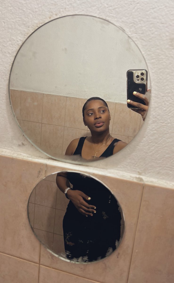 PierreNorielle's tweet photo. Fè semèn sa yon semèn kè kontan🥰#🤍🙏🏽 https://t.co/u4sL1DddBW