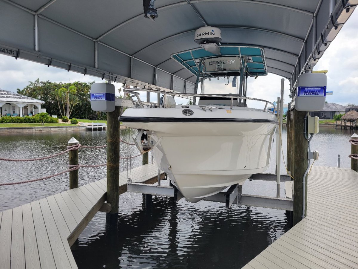 taco_marine's tweet photo. Another happy TACO customer! Rick Q. recently installed new TACO Flexible Vinyl Rub Rail on his Century Boat 2600 CC after his original Rub Rail was damaged in Hurricane Ian.
#tacomarine #rubrail #centuryboats #hurricaneian #boatrepair #boatrenovation #boatrestoration https://t.co/kOKRICpwRT