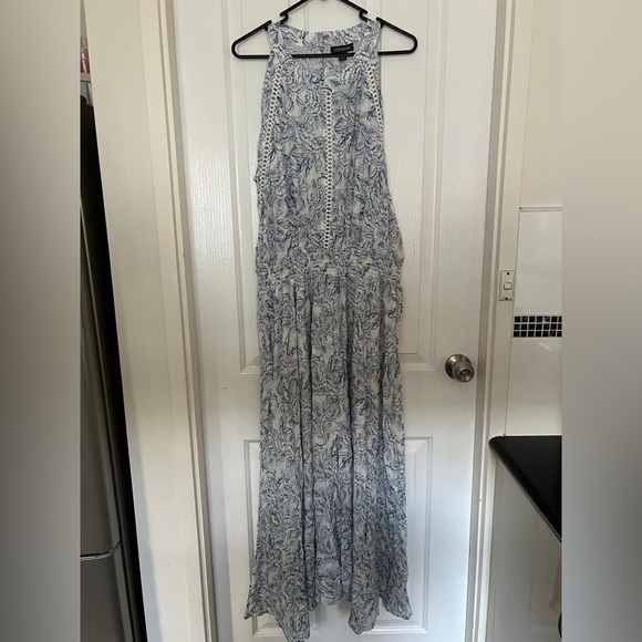 fourbirdsflying's tweet photo. So good I had to share! Check out all the items I'm loving on @Poshmarkapp from @patimickey #poshmark #fashion #style #shopmycloset #autograph #dkny: https://t.co/hNG8qKNEQ4 https://t.co/vbfO7rtZ9f