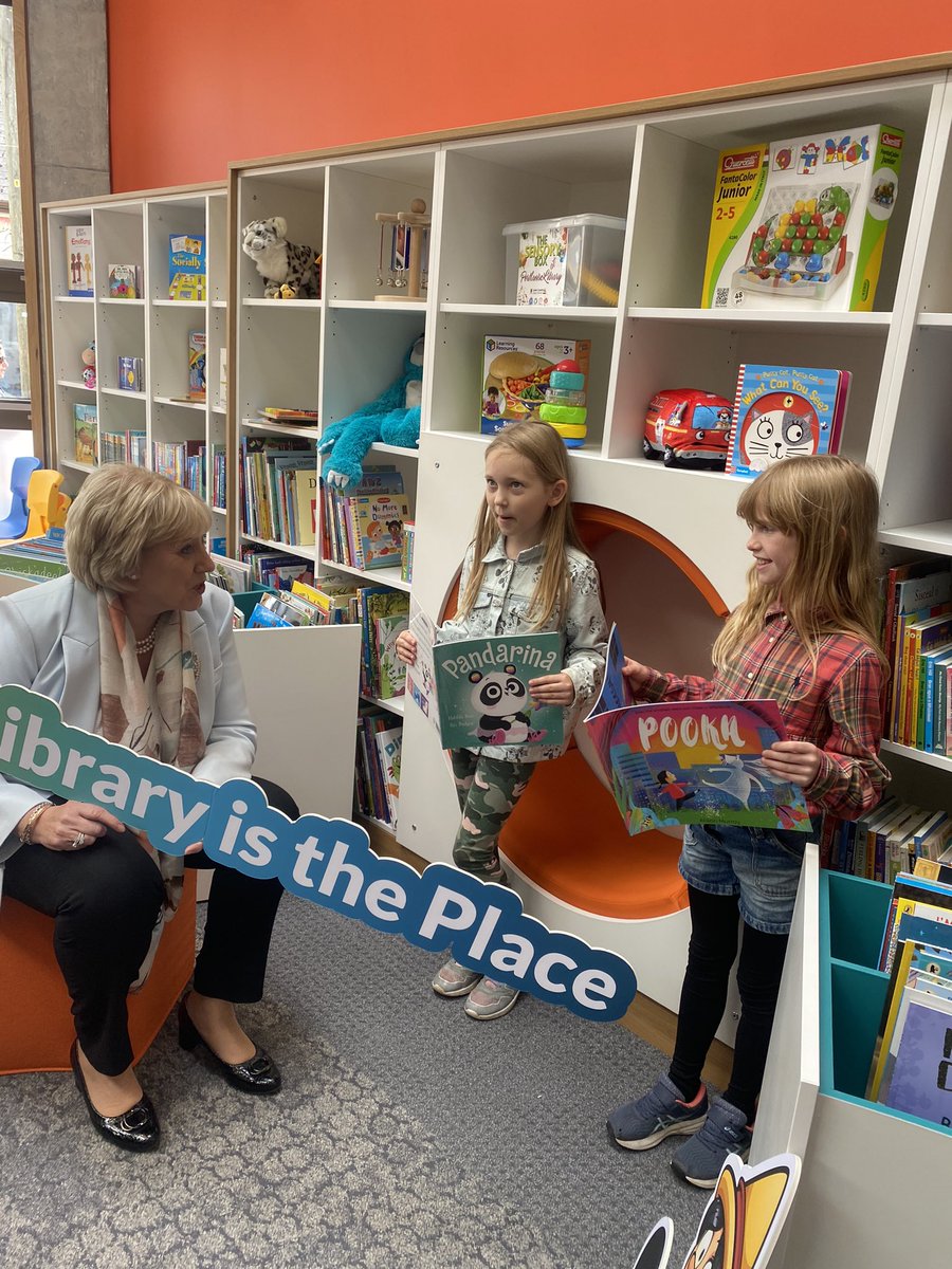 HeatherH's tweet photo. A huge crowd in Portlaoise this morning where I was delighted to officially open Ireland’s newest library.  

I also launched ‘The Library is the Place’ - our ambitious strategy that will turn our libraries into Centres of Excellence for 21st century use. 

#OurRuralFuture https://t.co/pAptfqE3Dg