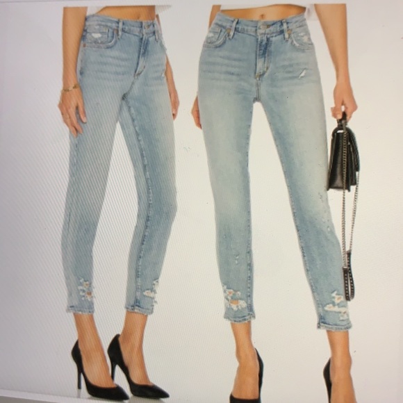MeSnooty's tweet photo. So good I had to share! Check out all the items I'm loving on @Poshmarkapp from @SharonPuttiness #poshmark #fashion #style #shopmycloset #agolde #levis #mossimosupplyco: https://t.co/Xn6Ga4DAaE https://t.co/Ro36qrz1Z1