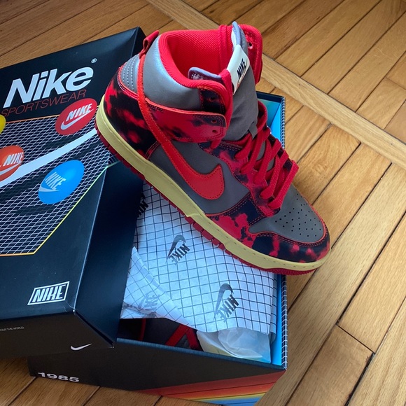 So good I had to share! Check out all the items I'm loving on <a href="/Poshmarkapp/">Poshmark</a> #poshmark #fashion #style #shopmycloset #ullajohnson #gucci #nike: posh.mk/l3H2UtwwvBb