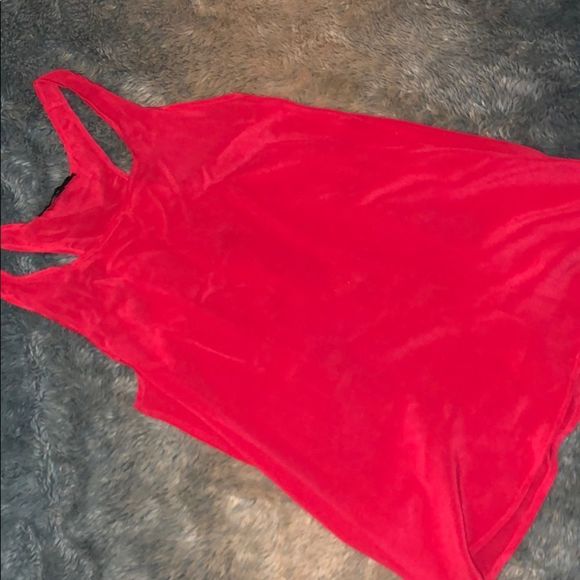 ShabbirKika's tweet photo. So good I had to share! Check out all the items I'm loving on @Poshmarkapp #poshmark #fashion #style #shopmycloset #blaquelabel: https://t.co/8p2kfBy0Sw https://t.co/enzXreRM6T
